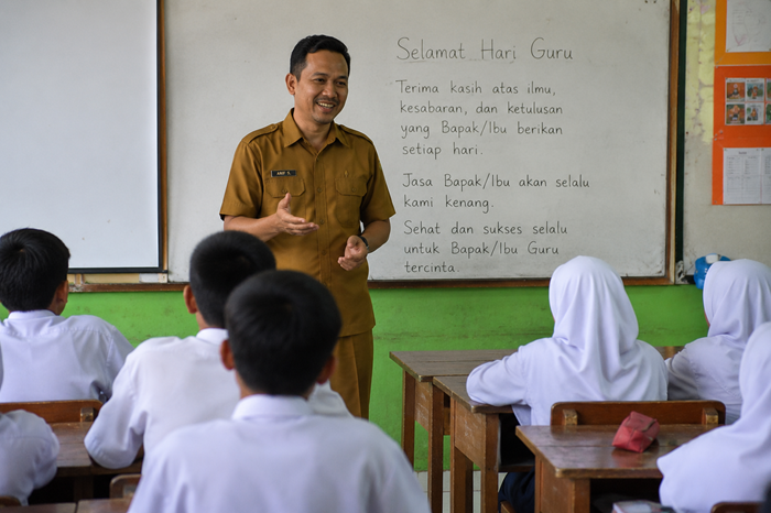25 Kata-Kata untuk Hari Guru yang Menyentuh Hati